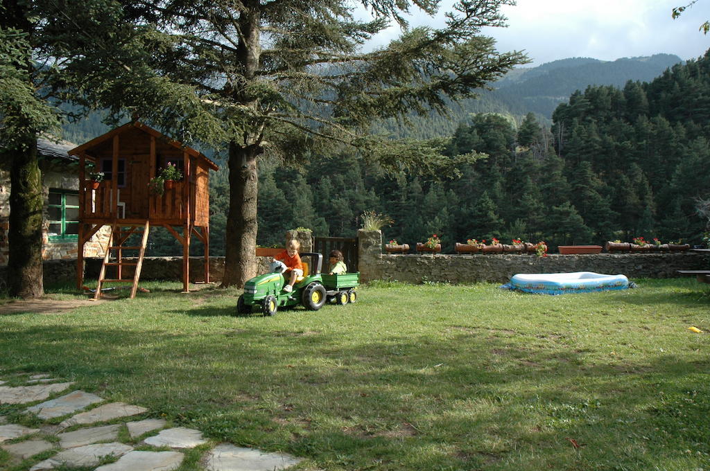 Xalet-Refugi U.E.C. Hostel Λα Μολίνα Εξωτερικό φωτογραφία