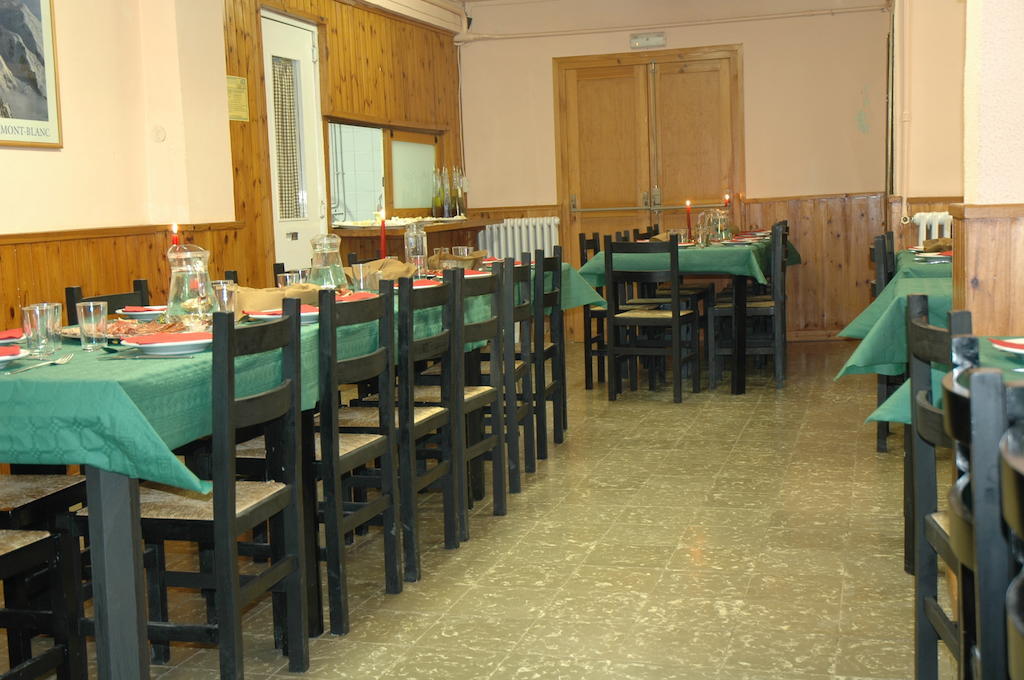 Xalet-Refugi U.E.C. Hostel Λα Μολίνα Εξωτερικό φωτογραφία